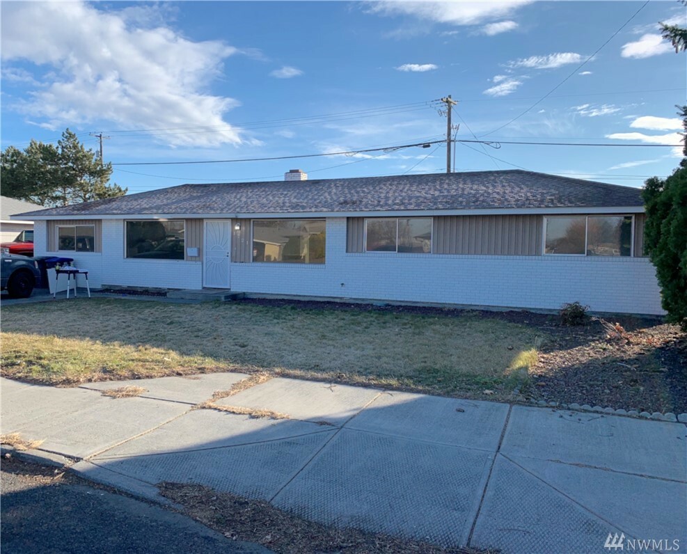 1721 S Monroe  Moses Lake WA 98837 photo