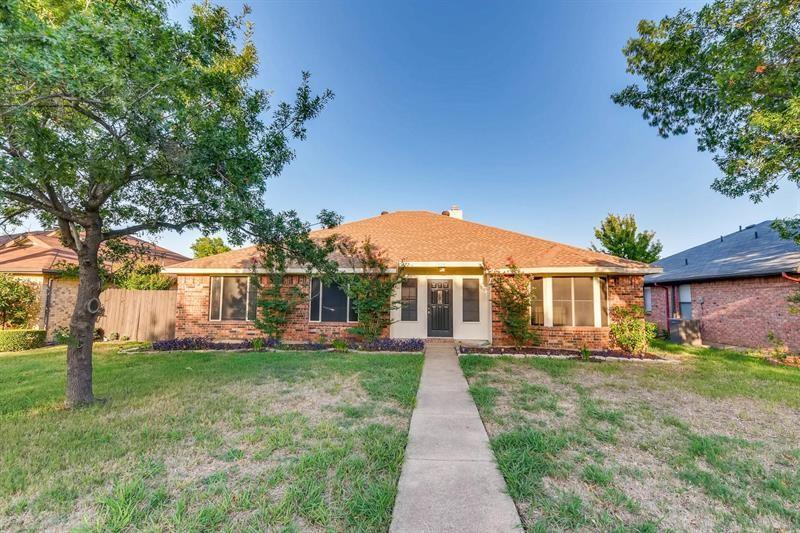 Property Photo: 2525 Brushwood Lane TX 75150
