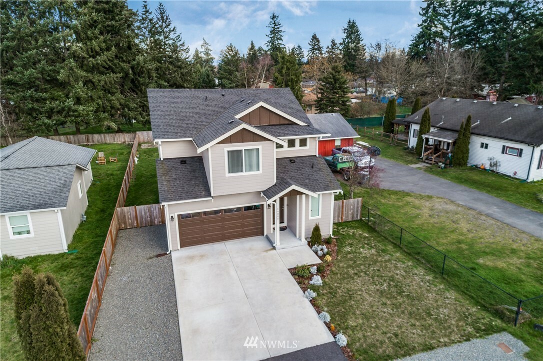 Property Photo: 14005 6th Avenue E WA 98445