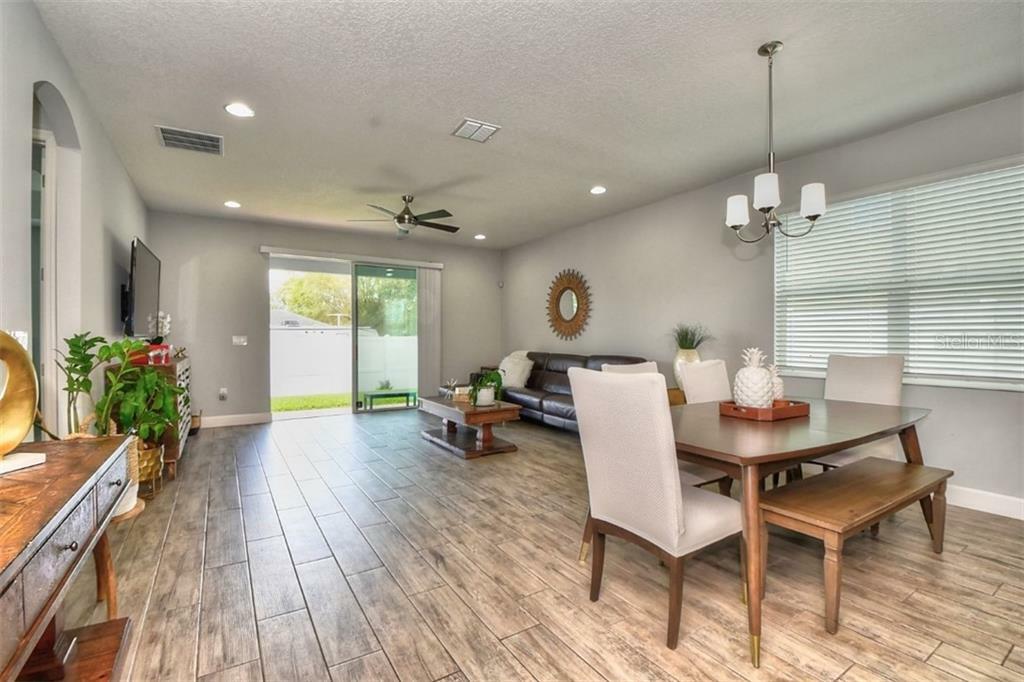 Property Photo:  2325 NW Blue Grouse Ln  FL 32773 