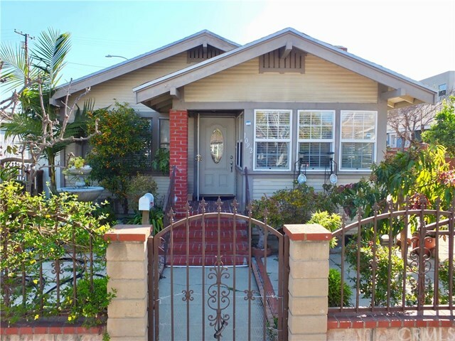 Property Photo:  1092 Raymond Avenue  CA 90804 