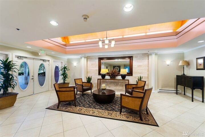 Property Photo: 2760 76th Ave SE 607 WA 98040