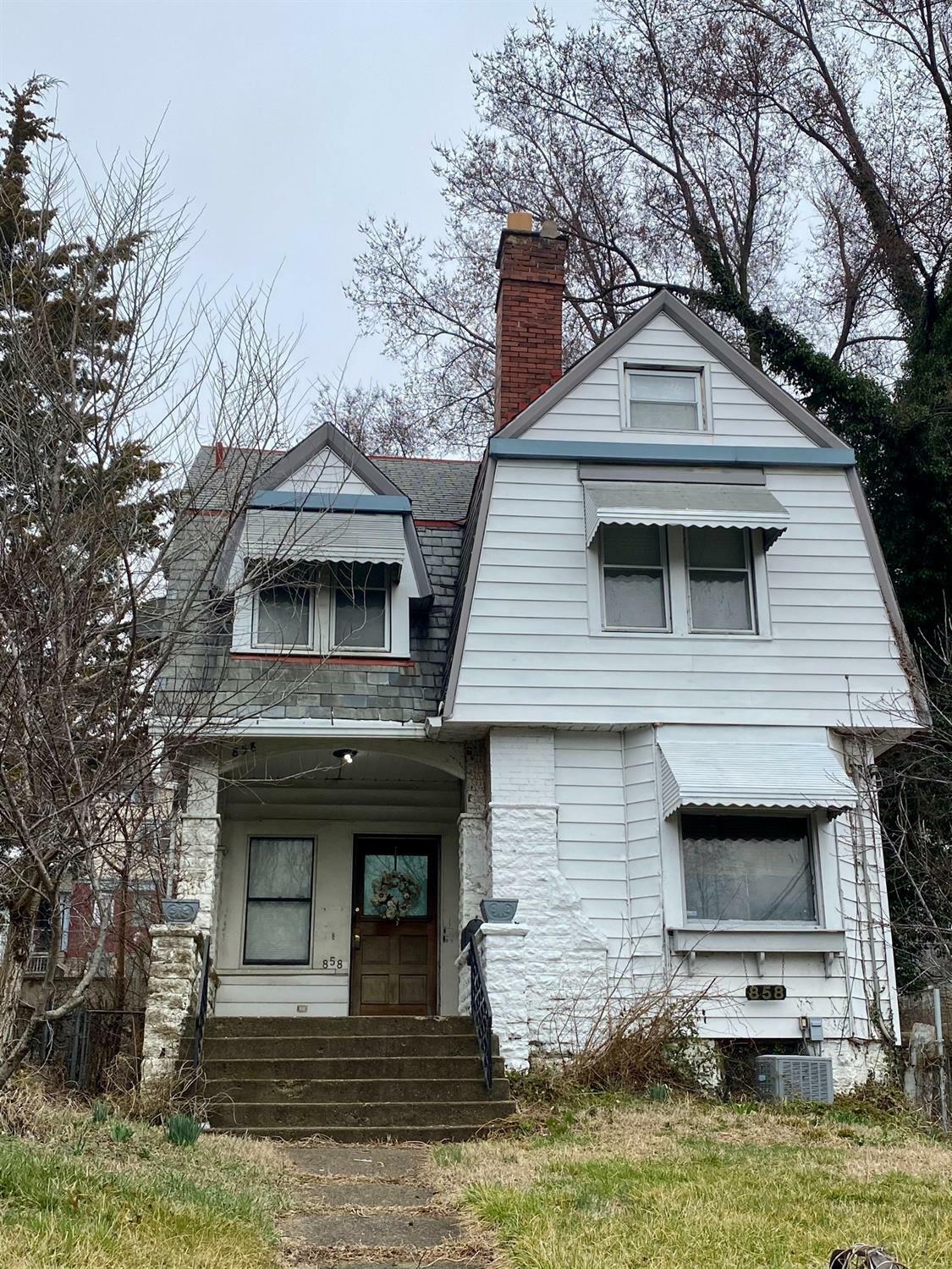 Property Photo:  858 Rockdale Ave  OH 45229 