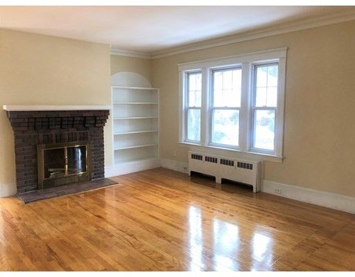 Property Photo: 53 Howland Terr 2 MA 01602