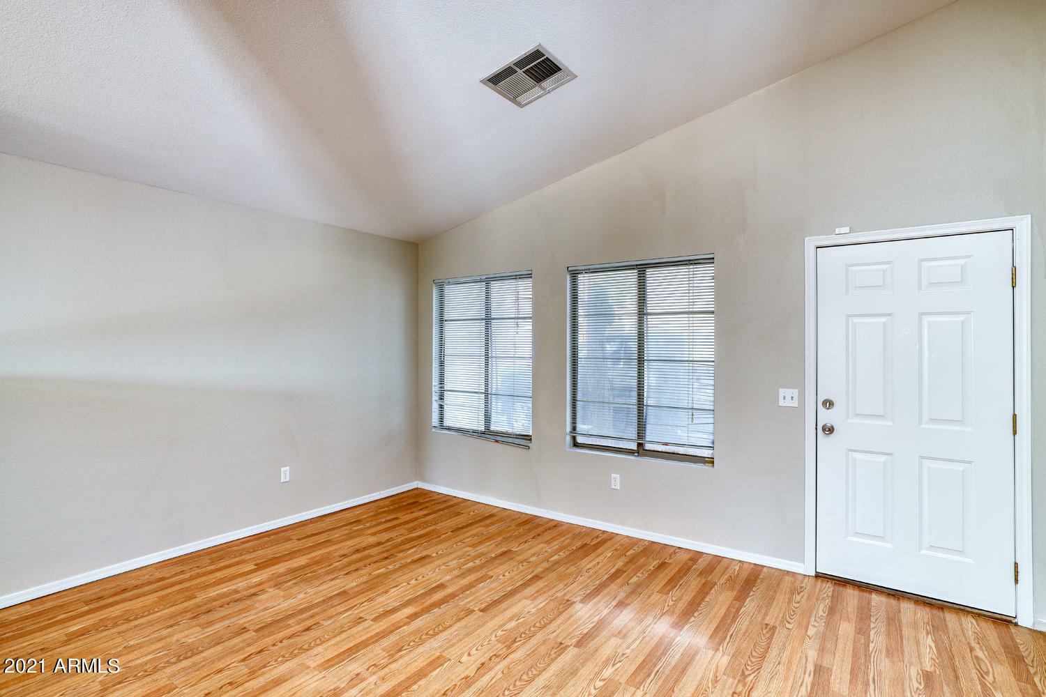 Property Photo: 1575 E Betsy Lane C AZ 85296