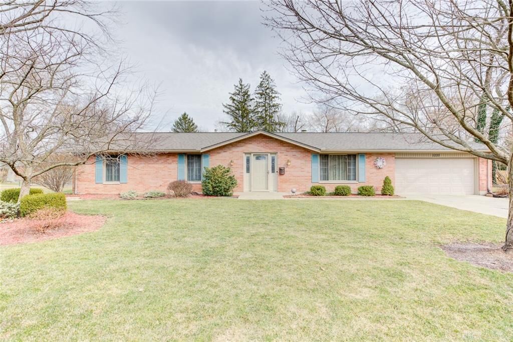 Property Photo:  5220 Glenmina Drive  OH 45440 