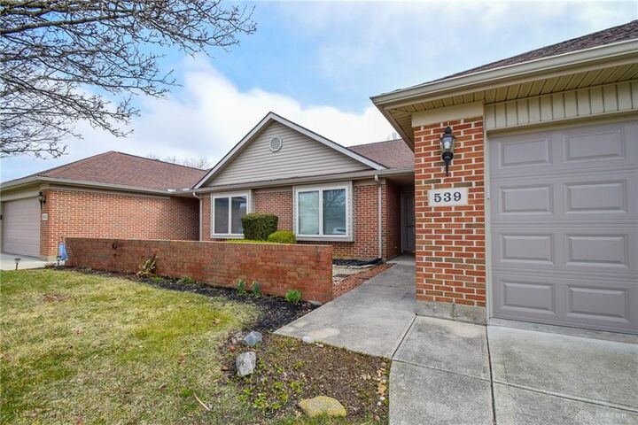 539 Whisper Lane  Xenia OH 45385 photo