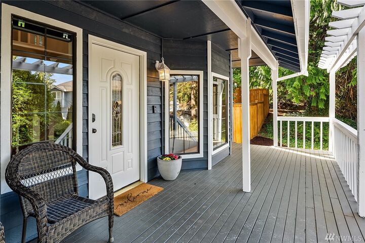 Property Photo:  7329 NE 150th St  WA 98028 