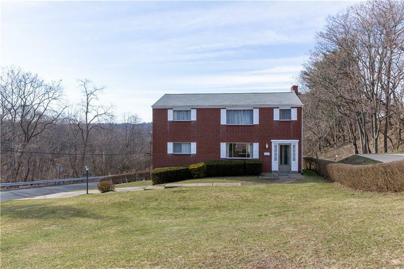 Property Photo:  127 Merwood Drive  PA 15214 