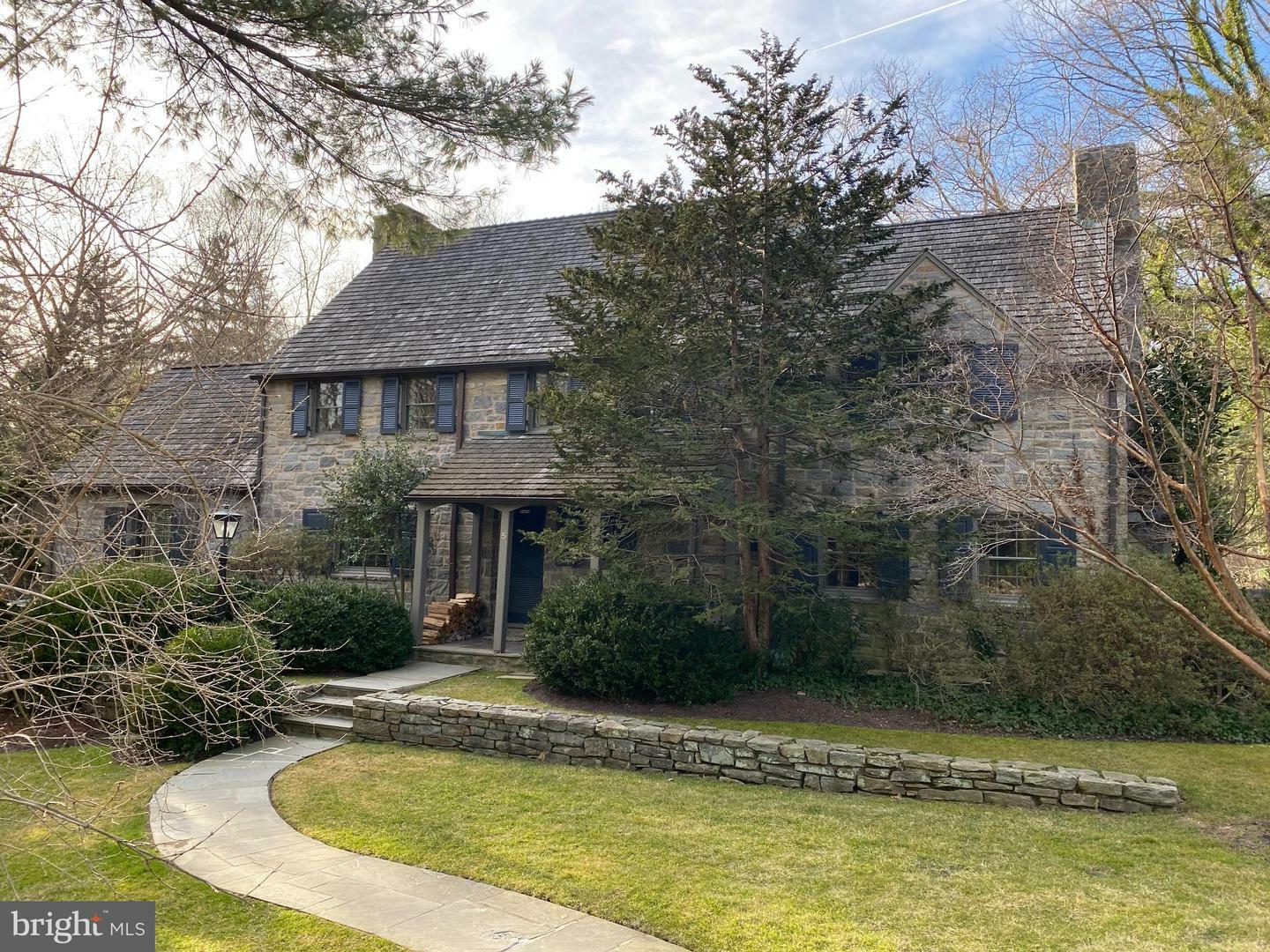 Property Photo: 5 Wellesley Road PA 19081