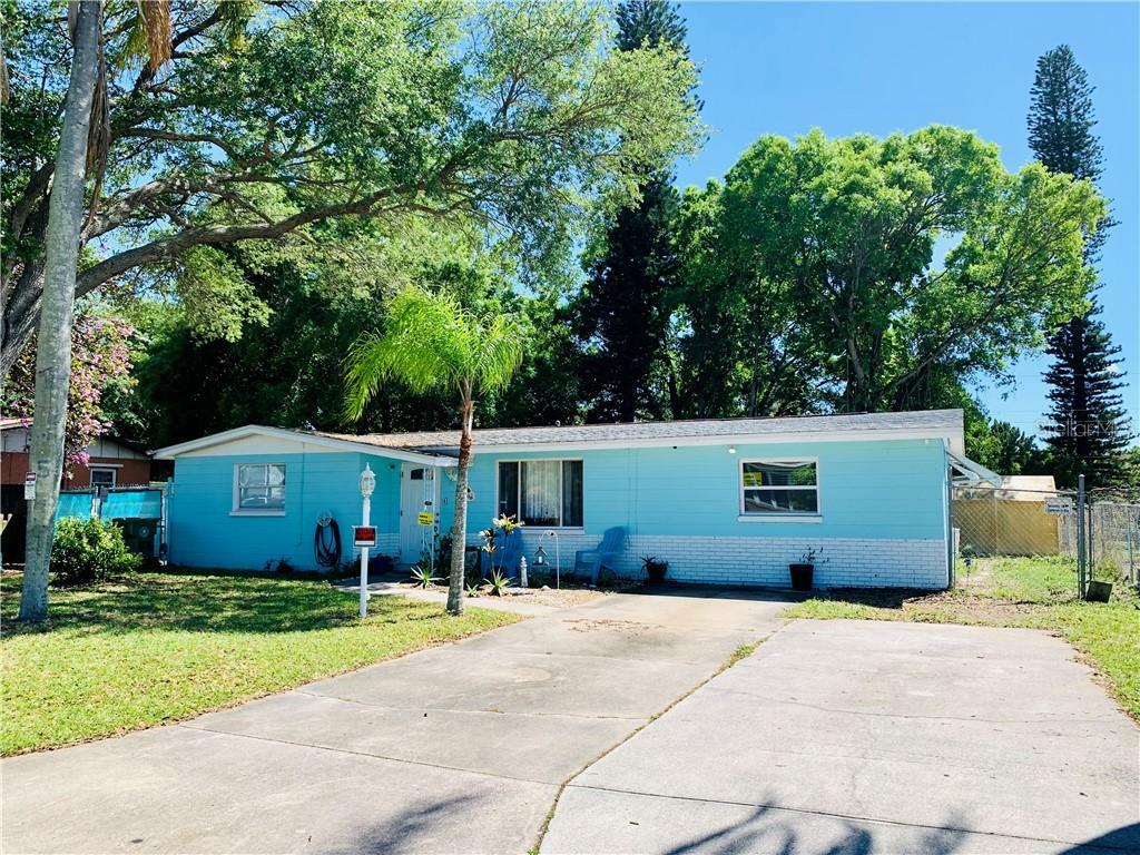 Property Photo:  505 20th Avenue W  FL 34205 