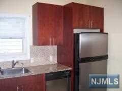 Property Photo:  683 Bloomfield Avenue 2F  NJ 07110 
