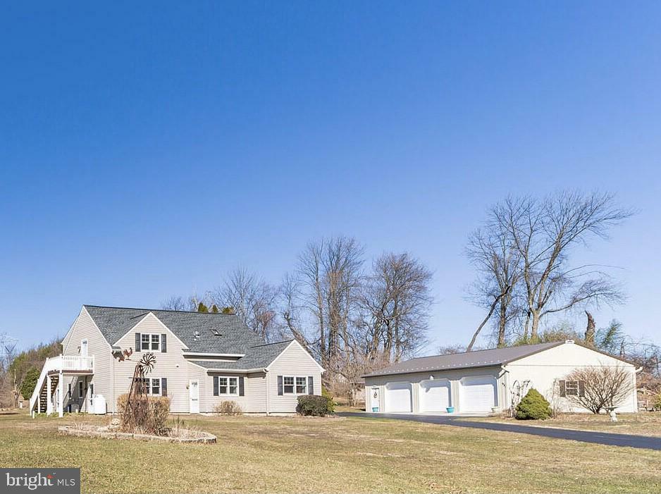 Property Photo: 41 Elm Lane PA 19343