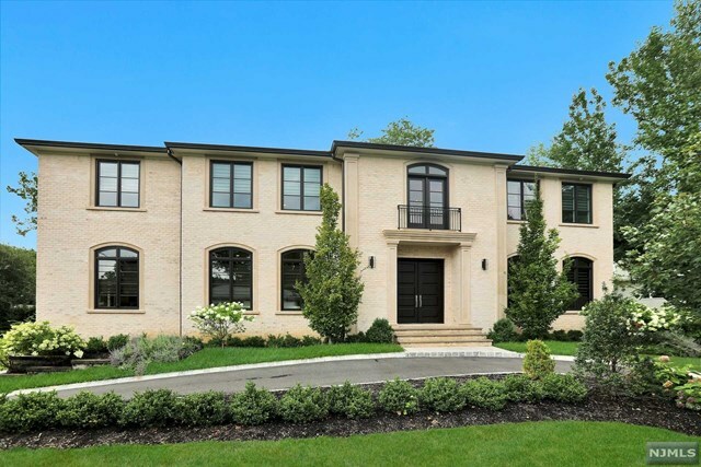 Property Photo: 9 Roslyn Avenue NJ 07632
