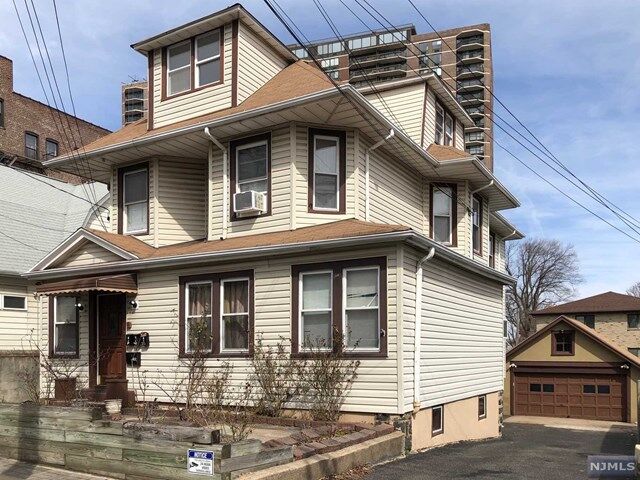 Property Photo:  295 Lafayette Avenue 3  NJ 07010 