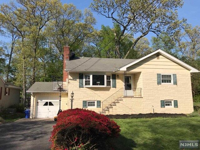 Property Photo: 105 Yawpo Avenue NJ 07436