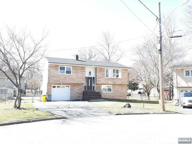 Property Photo:  416 Grace Place  NJ 07646 