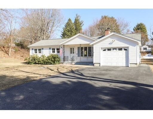 Property Photo:  5 Luan Circle  MA 01824 