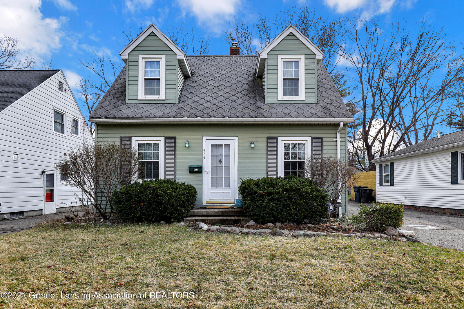Property Photo:  574 Lexington Avenue  MI 48823 