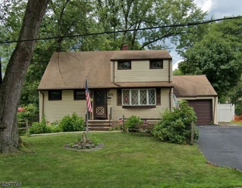 Property Photo:  115 La Grande Avenue  NJ 07023 