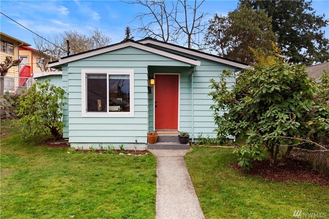 8838 20th Ave SW  Seattle WA 98106 photo