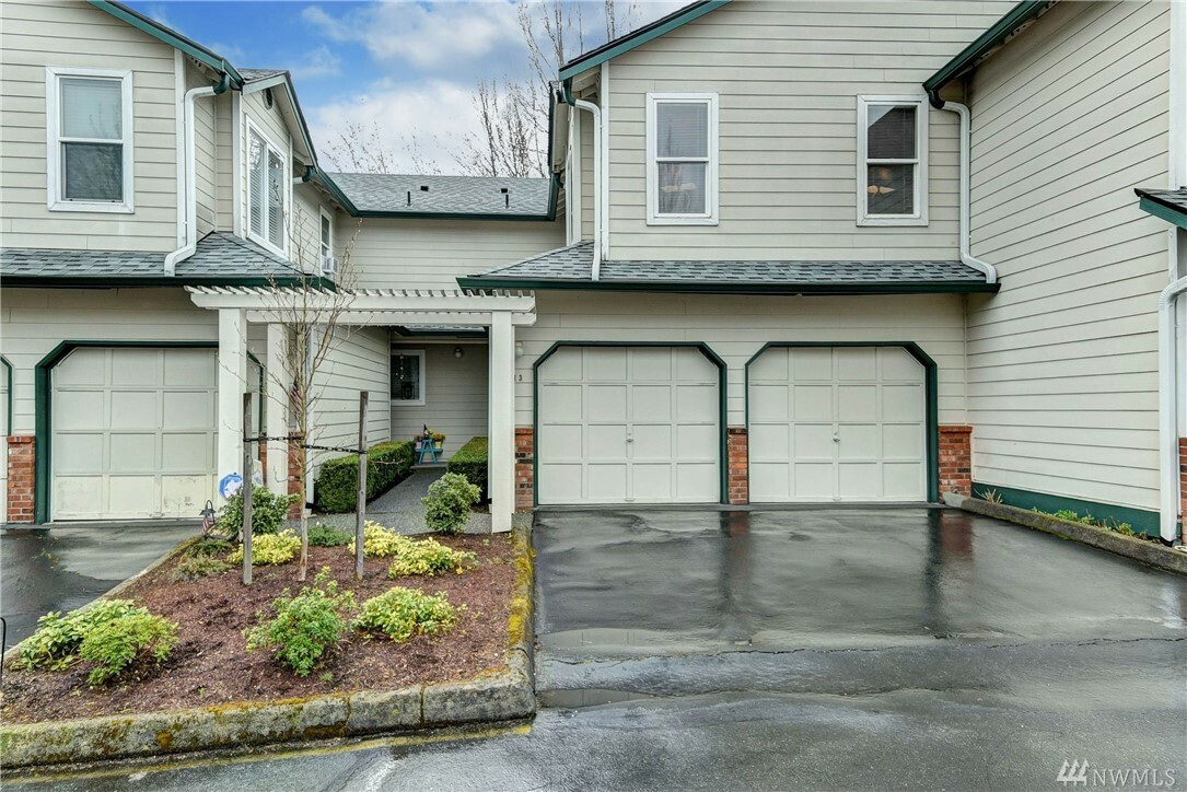 Property Photo:  1131 115th St SW M-3  WA 98204 