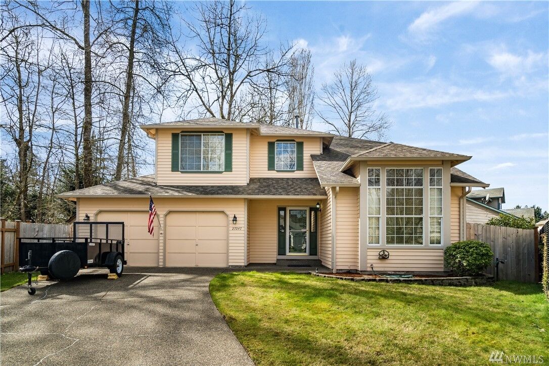 Property Photo:  27047 111th Place SE  WA 98030 