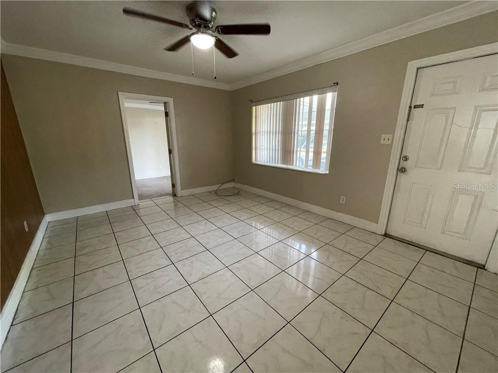 Property Photo: 1230 Saint James Road FL 32808