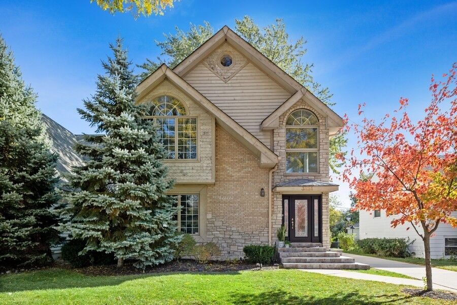 Property Photo:  3821 Lawn Avenue  IL 60558 