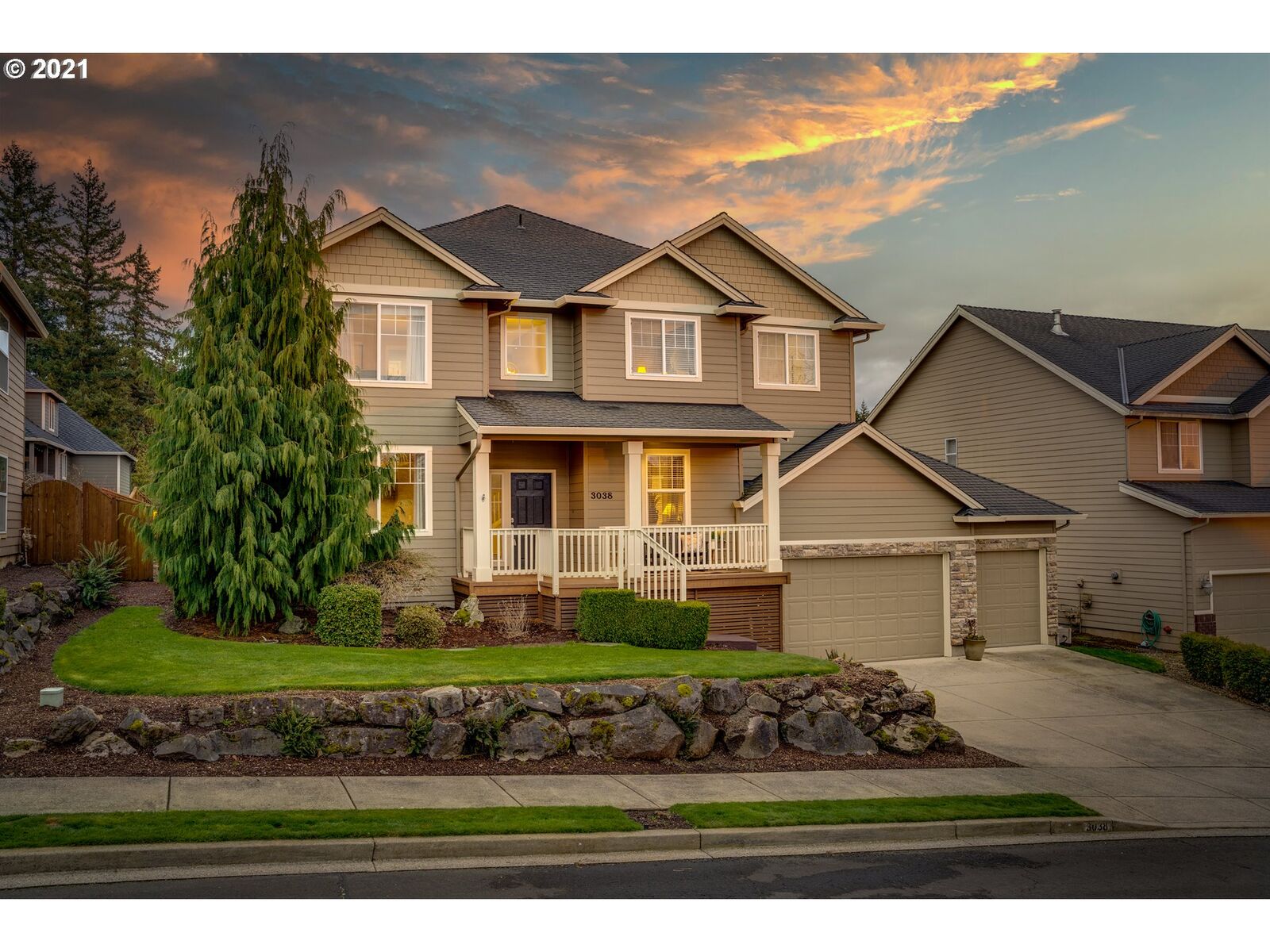 Property Photo: 3038 NW 30th Cir WA 98607