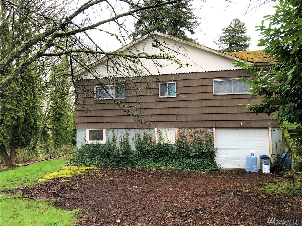 Property Photo:  3525 E Grandview Ave  WA 98404 