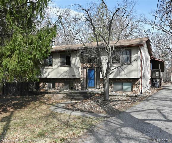 Property Photo: 4360 Fenmore MI 48328