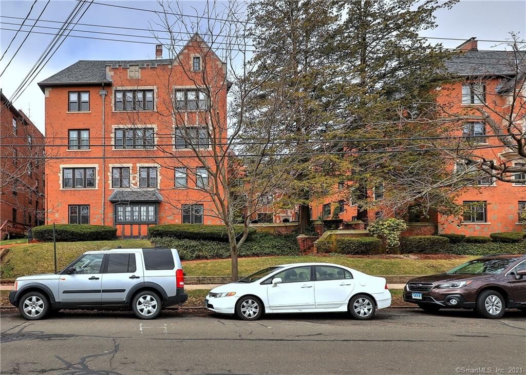 Property Photo: 106 Livingston Street C8 CT 06511