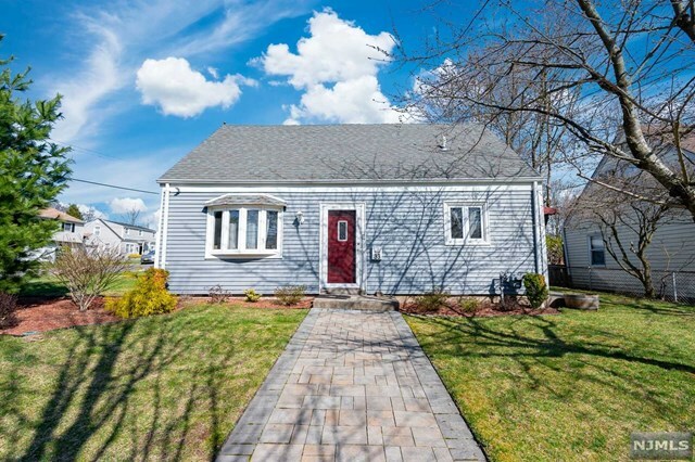 Property Photo:  33 Robertson Avenue  NJ 07506 