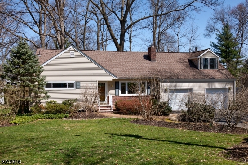 Property Photo:  20 Yarmouth Rd  NJ 07928 