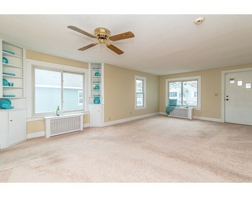 Property Photo: 369 El Paso St MA 01104