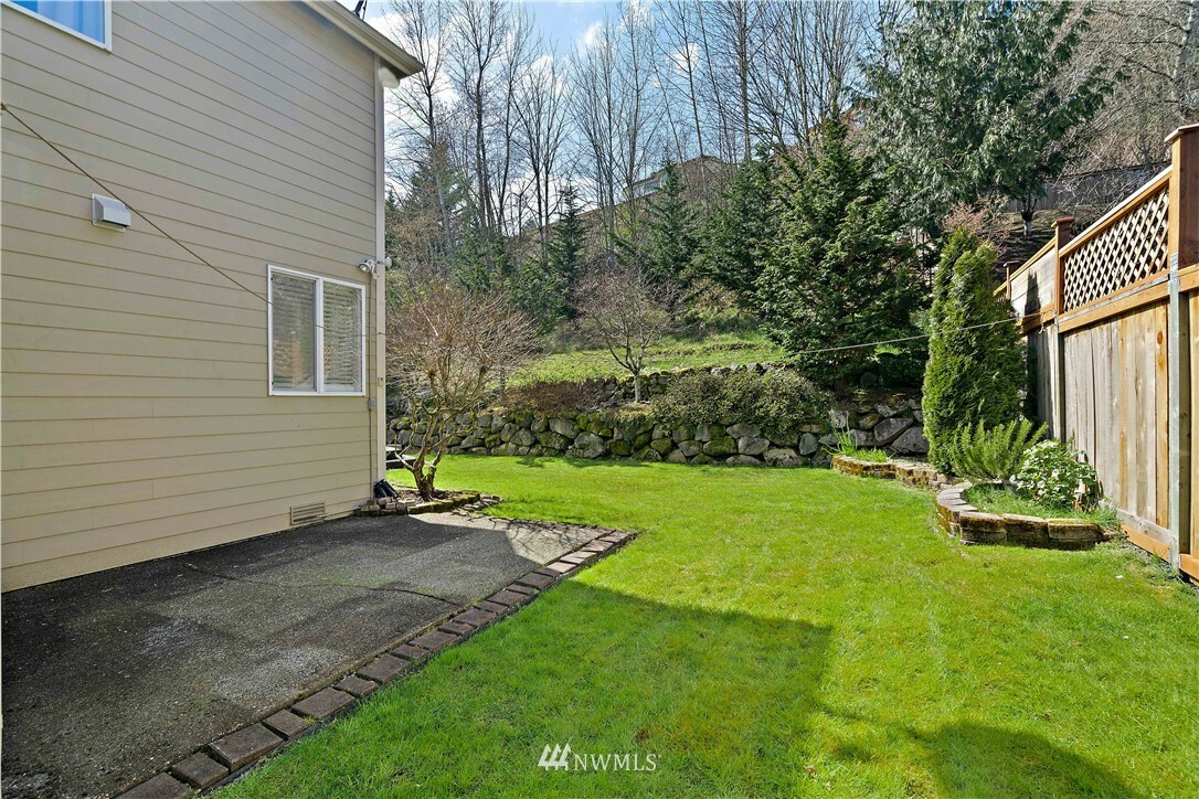 Property Photo: 1423 U Court NW WA 98001