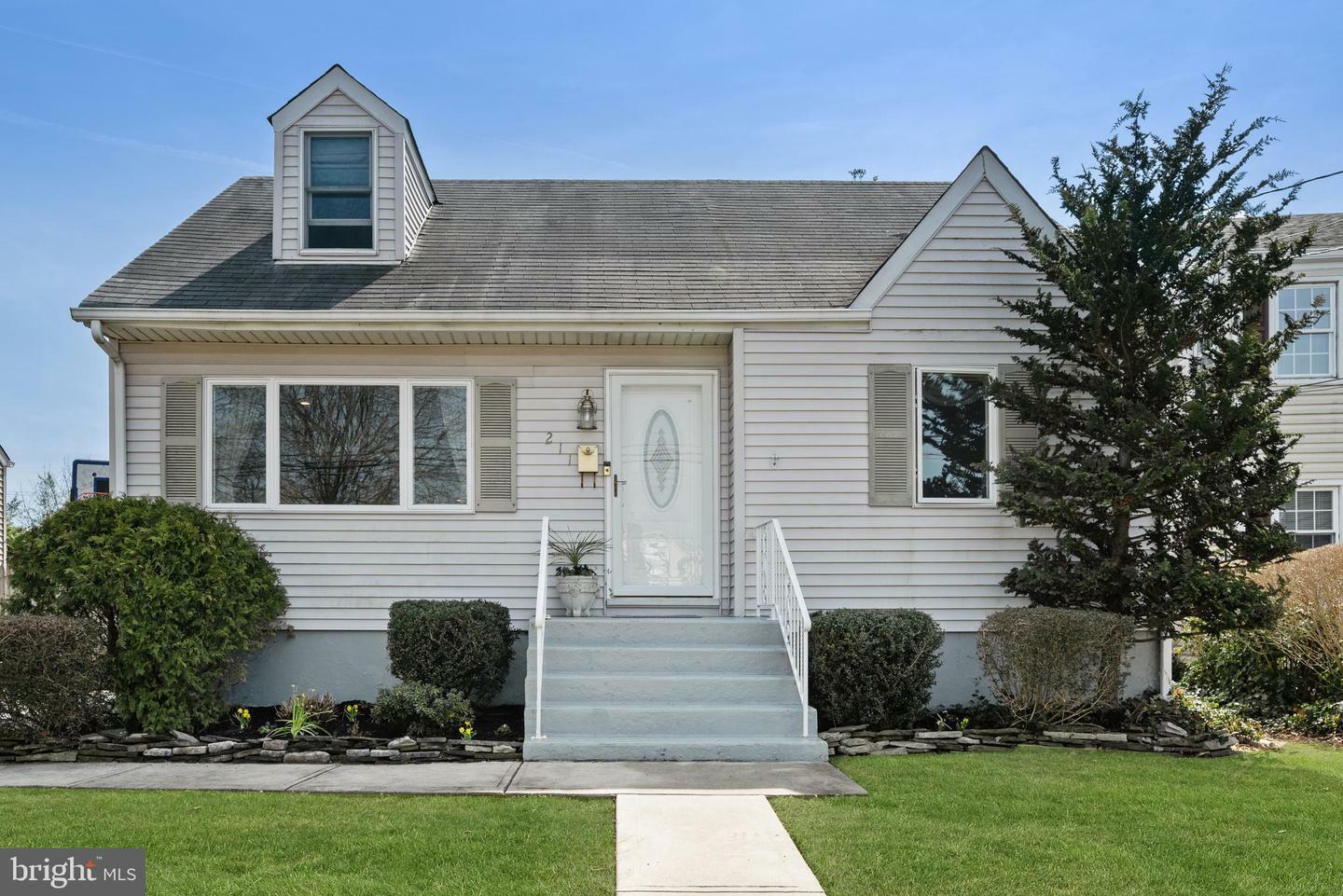 Property Photo:  211 Lowell Avenue  NJ 08619 