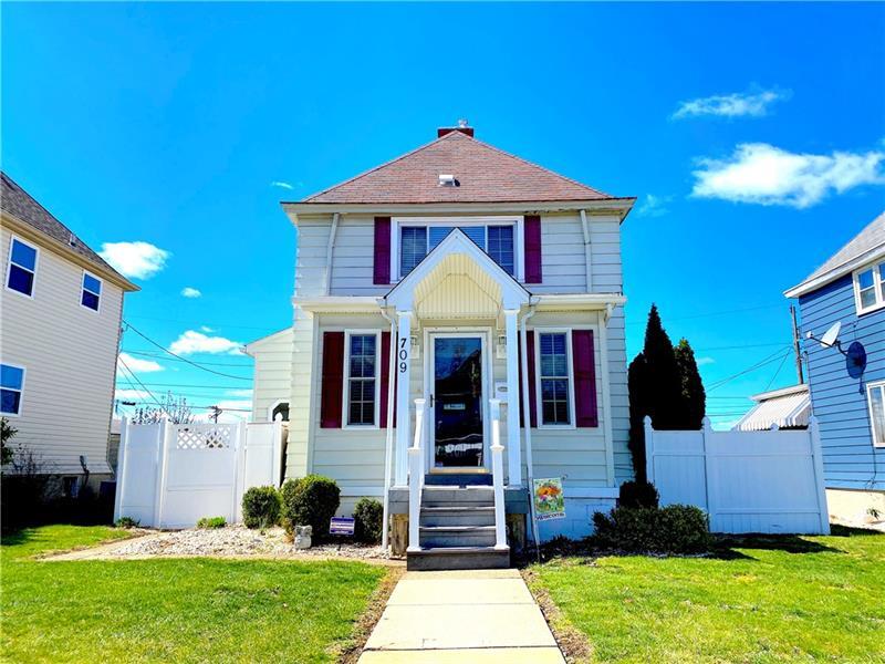 Property Photo: 709 Jefferson Ave PA 15644
