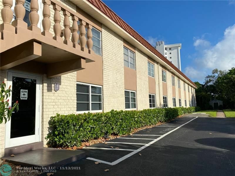 Property Photo:  12 NE 19th Ct 107A  FL 33305 