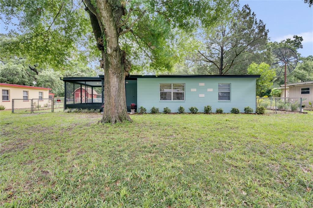 Property Photo:  5293 Vance Avenue  FL 32810 