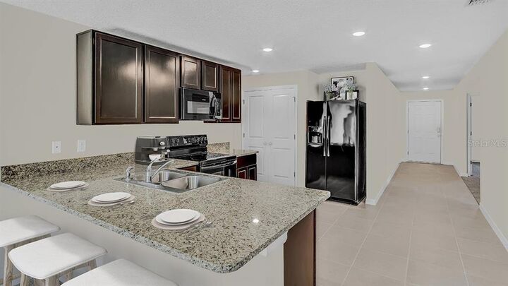 Property Photo: 8554 Triumph Circle FL 34785