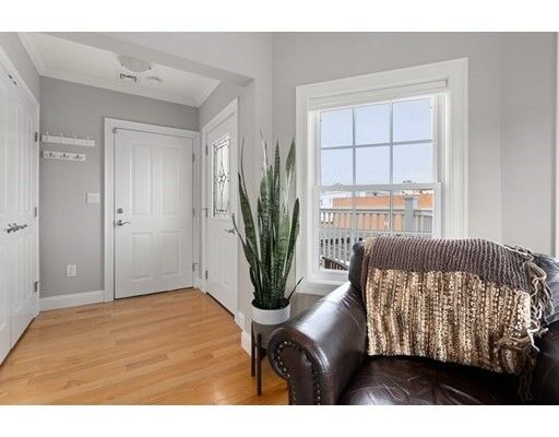 Property Photo:  4 Stevens Place 3  MA 02176 