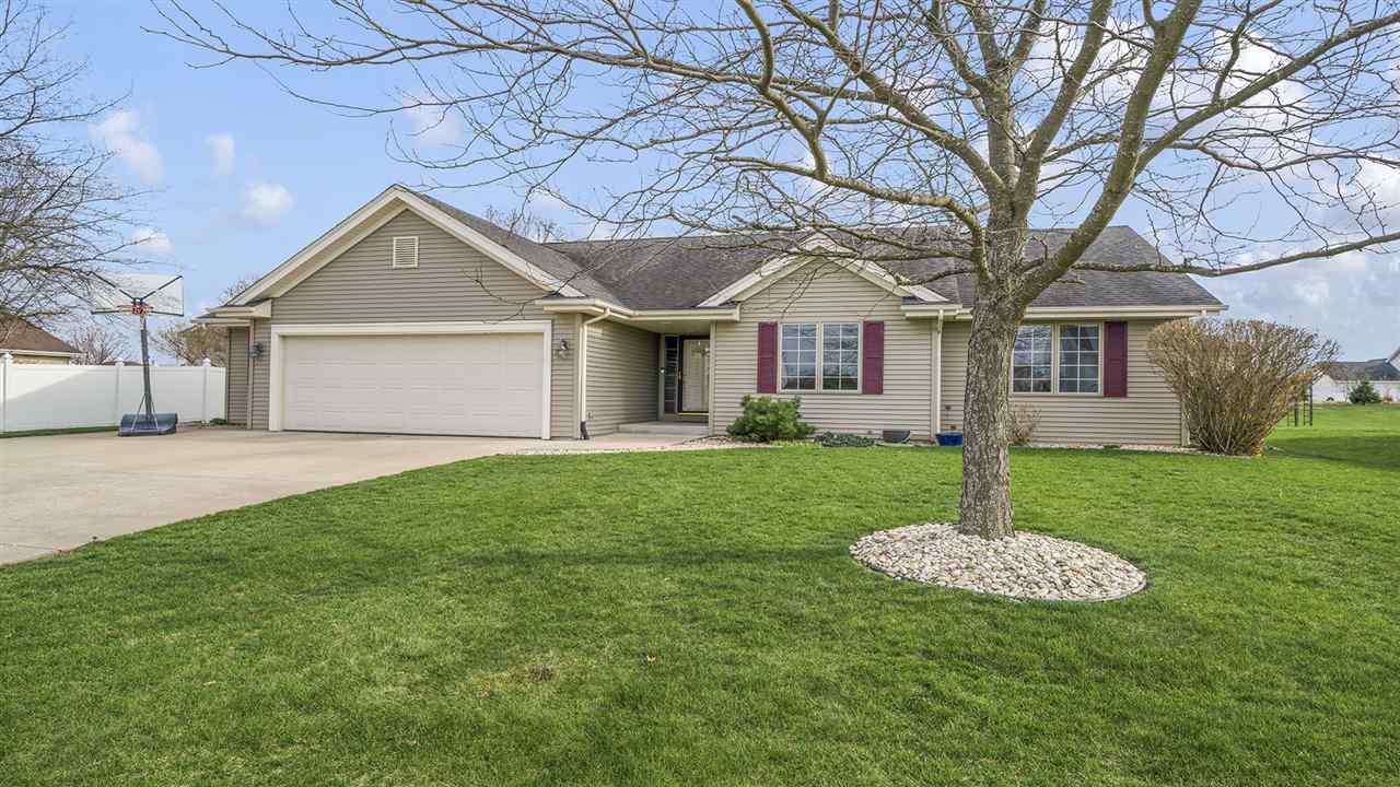 Property Photo:  4137 Yale Drive  IL 61072 