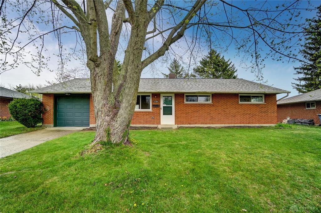 Property Photo: 5774 Tomberg Street OH 45424