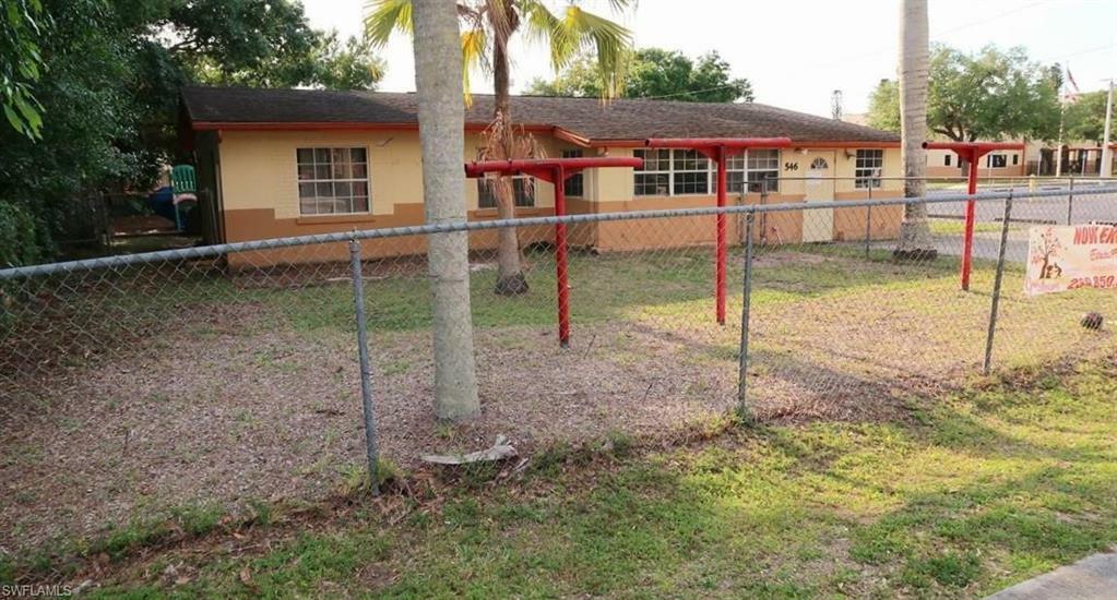 Property Photo:  546 Lynneda Avenue  FL 33905 