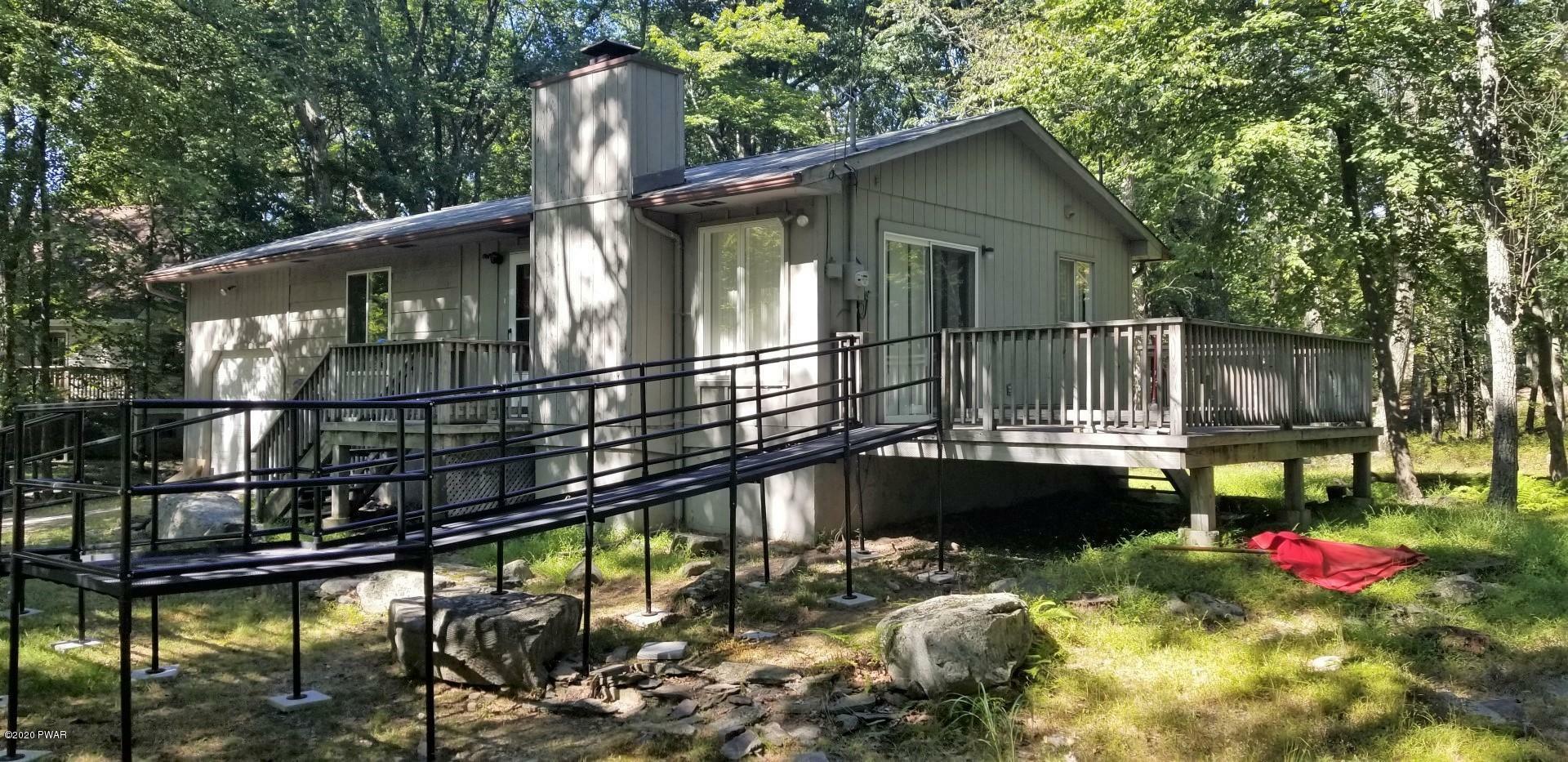 Property Photo:  511 Maple Ridge Drive  PA 18428 