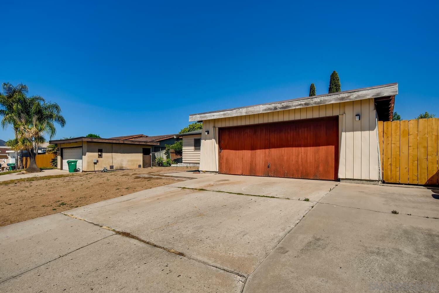 Property Photo:  8434 Kreiner Way  CA 92071 