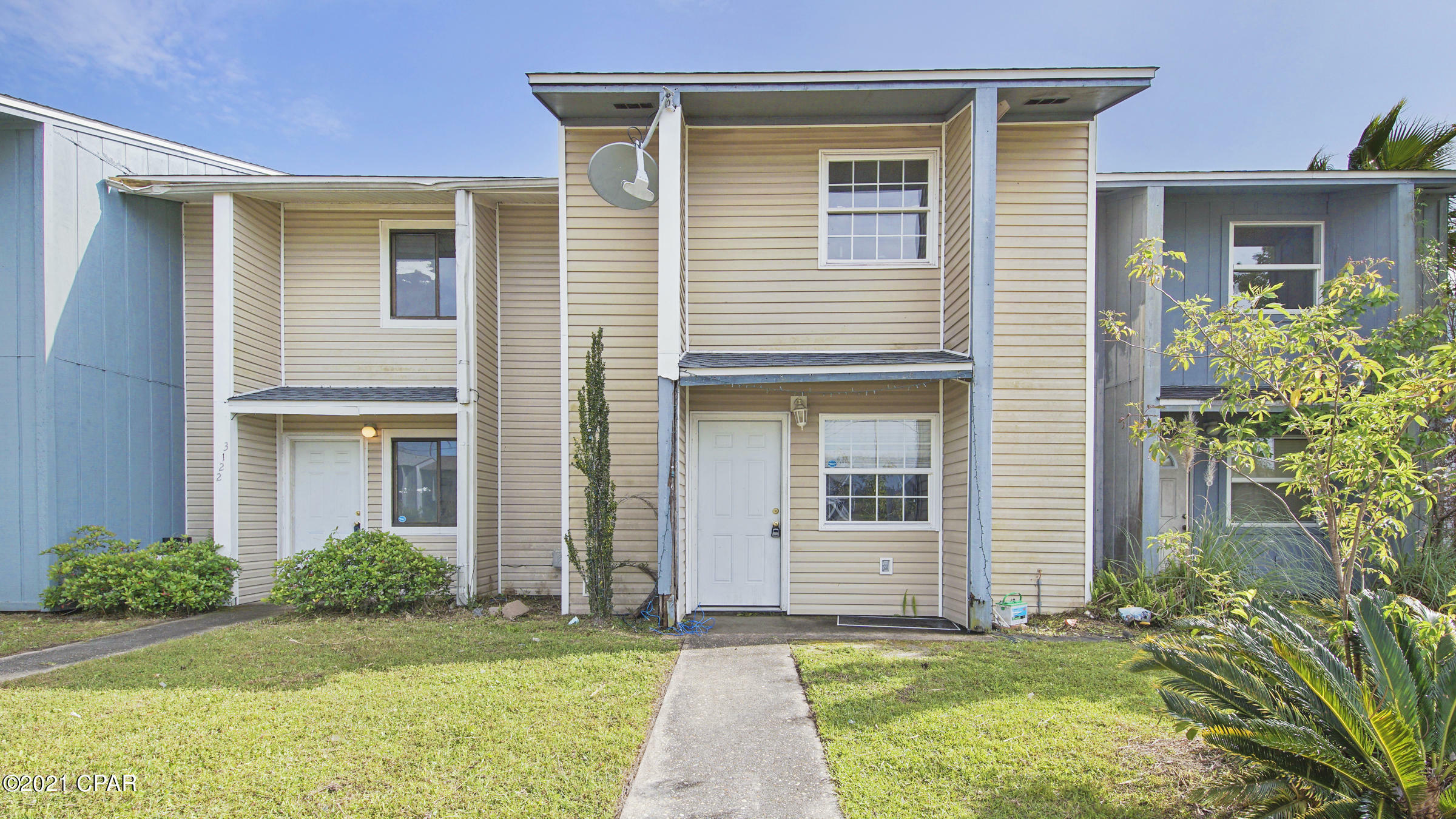 Property Photo: 3120 Debra Boulevard FL 32405