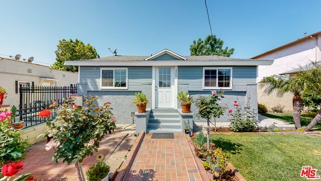 Property Photo:  3969 Van Horne Avenue  CA 90032 